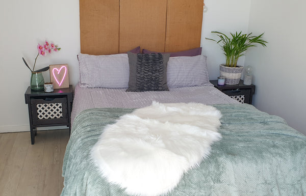 Plush Textured Fleece Throw - Sage Green
